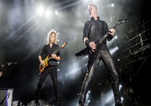 Metallica iki konserini iptal etti